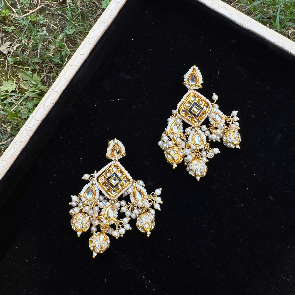 Riwaayat Earrings