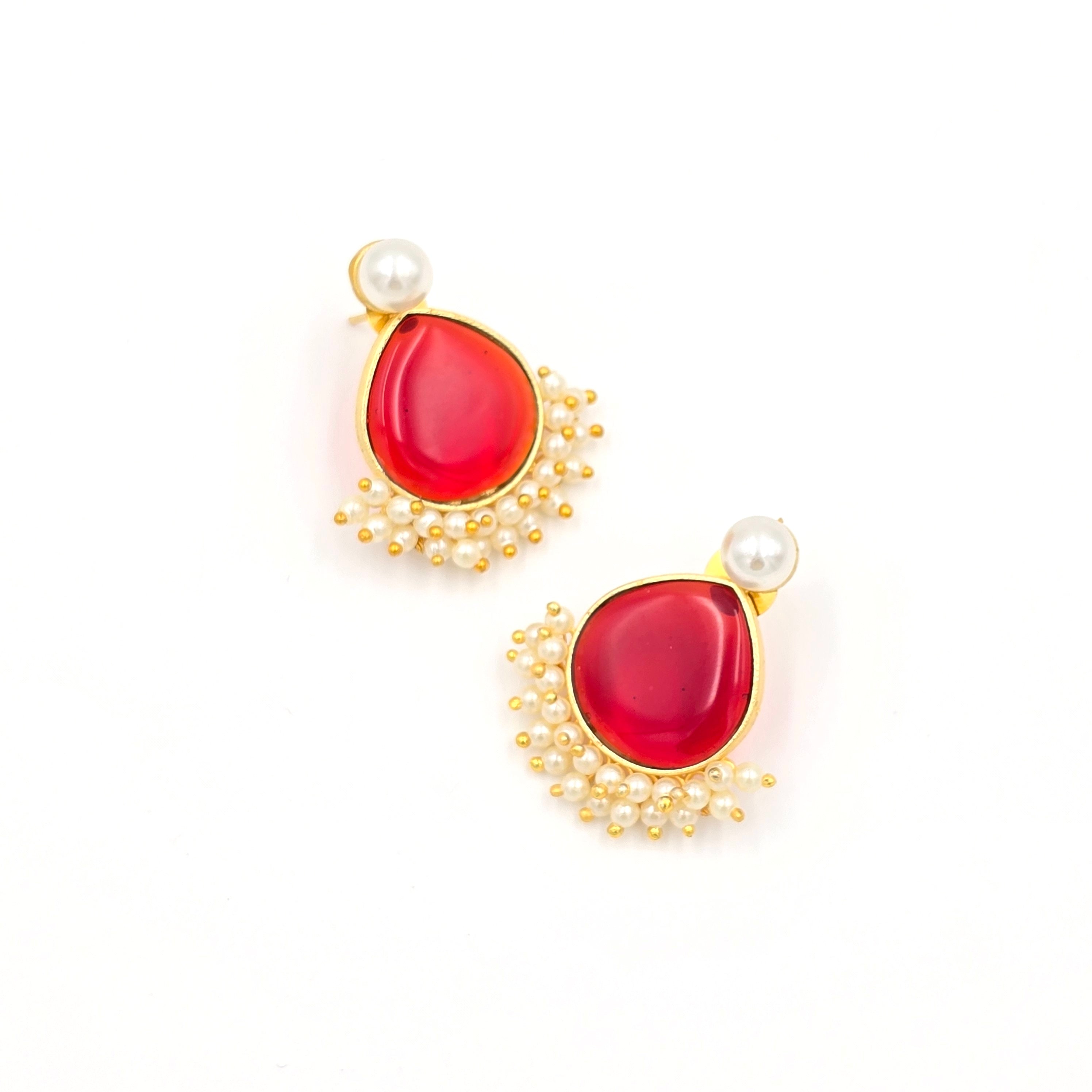 Drop Studs With Pearls