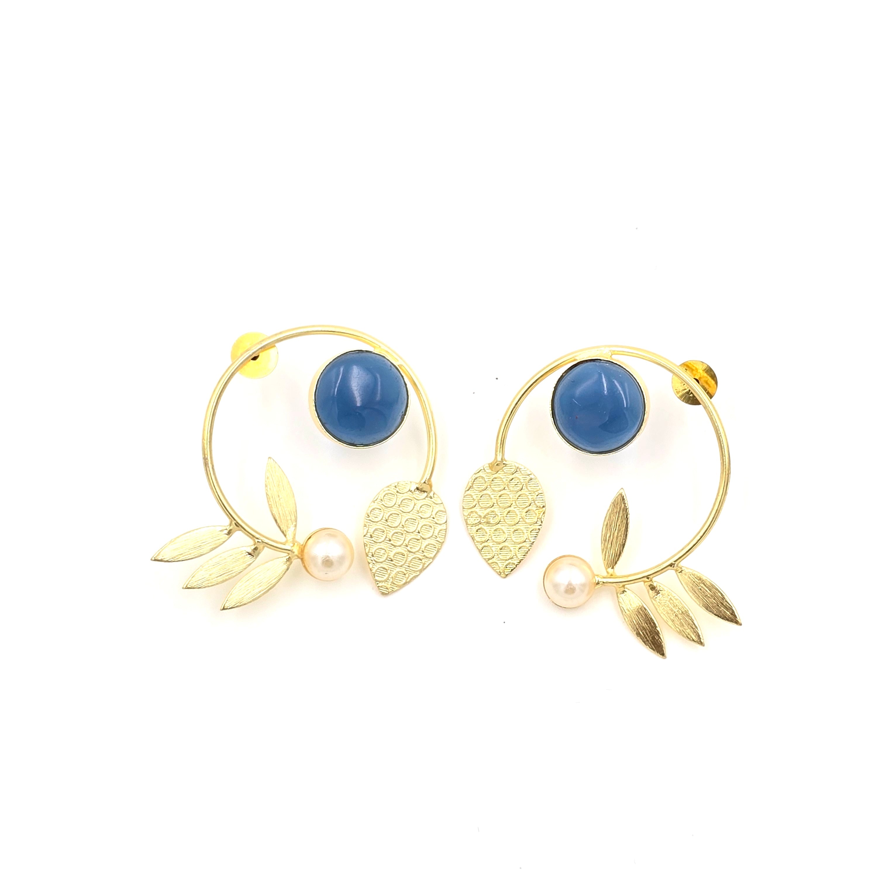 Statement Studs with leaves and Pearls