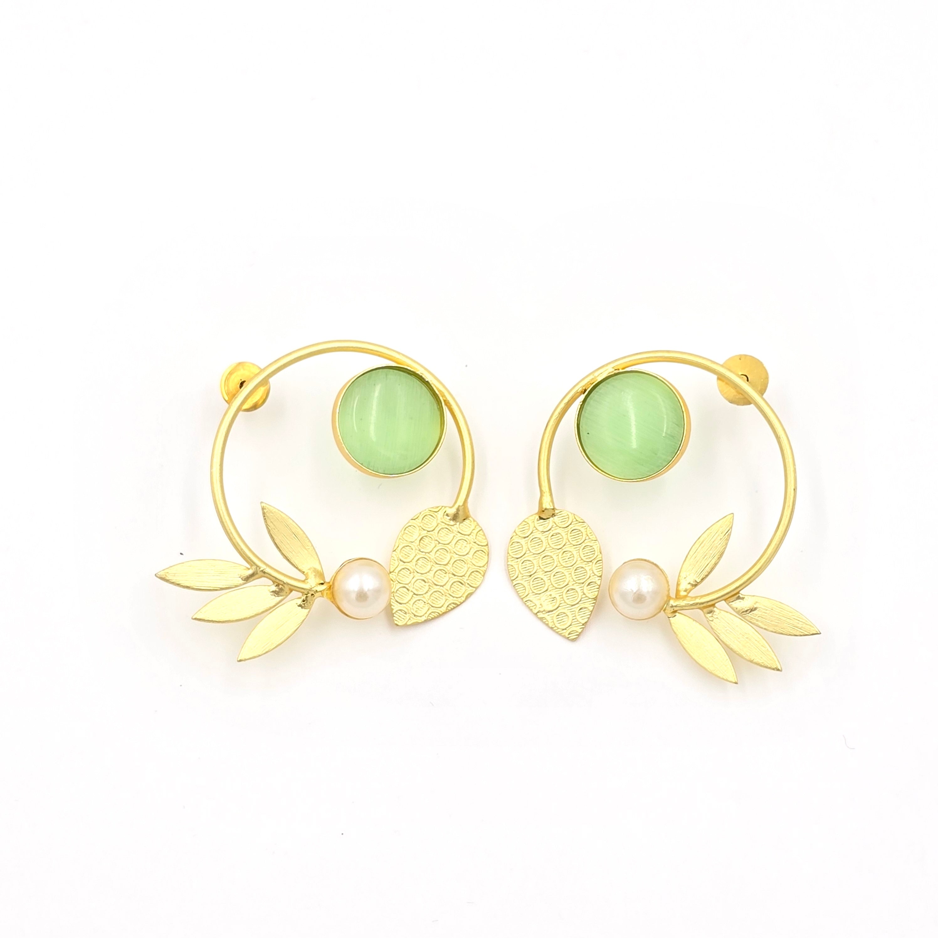 Statement Studs with leaves and Pearls