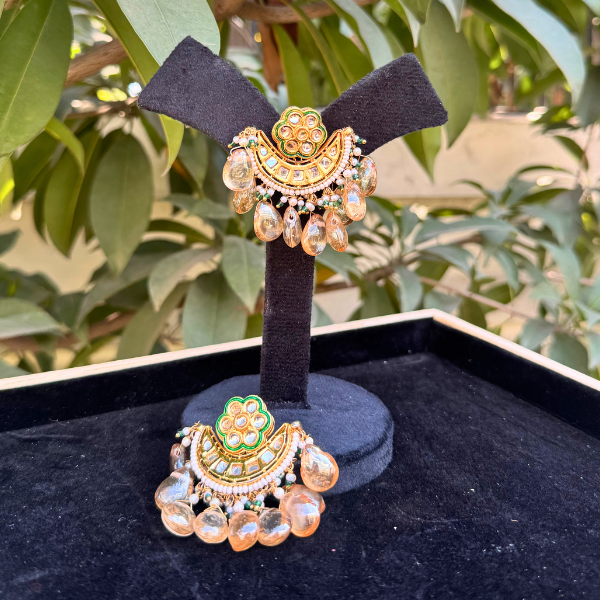 Chand Pushp Stud Earrings