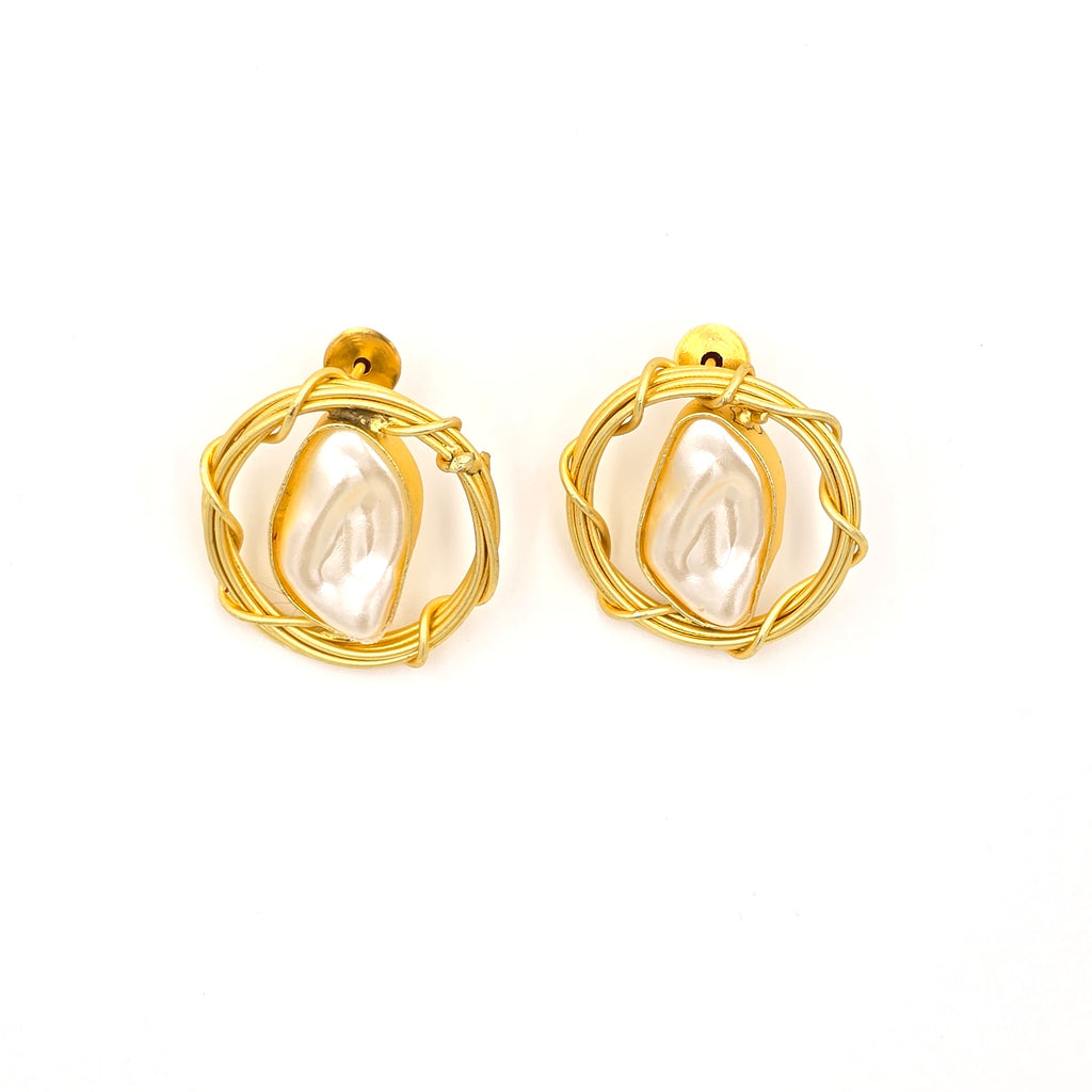 Statement Brass Studs