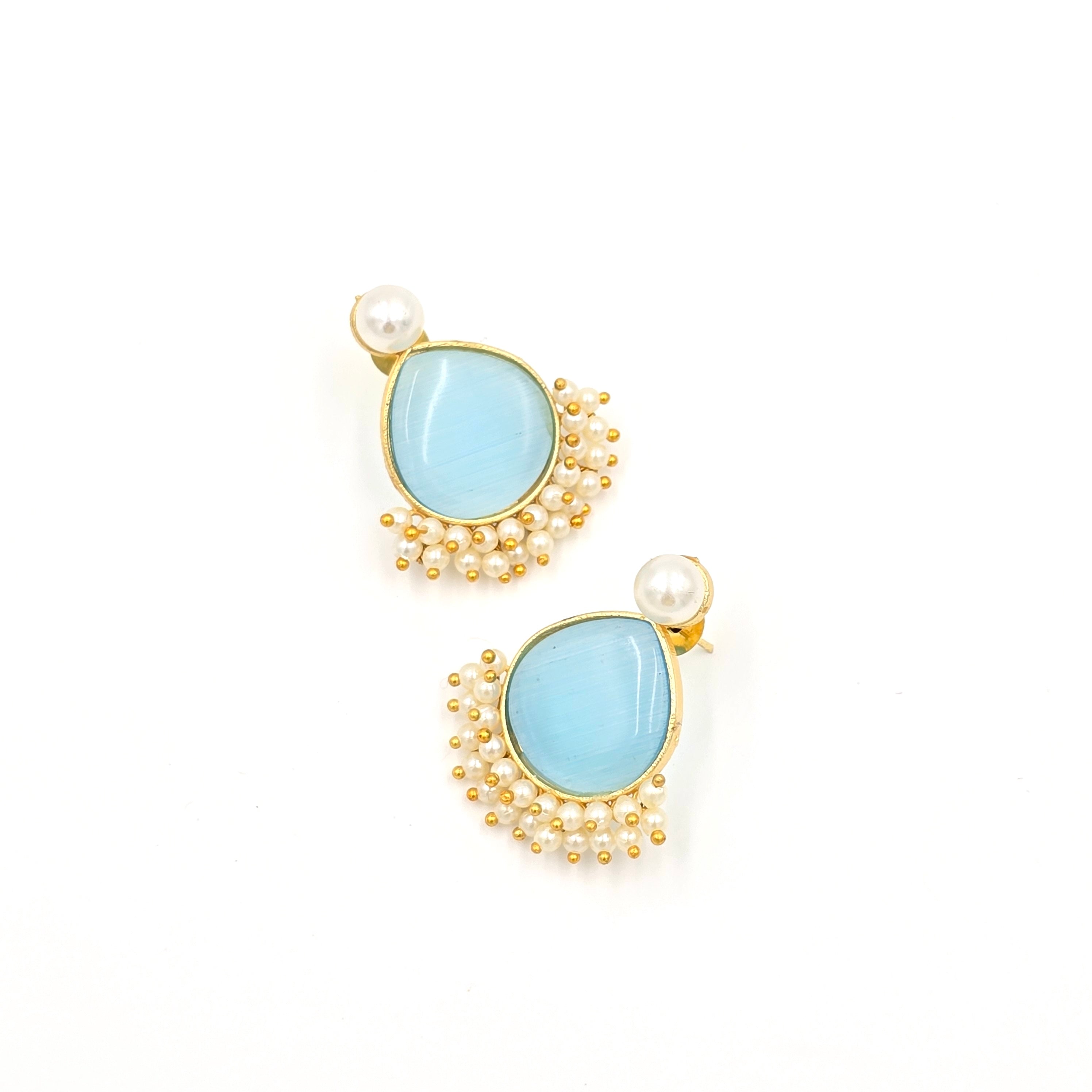 Drop Studs With Pearls