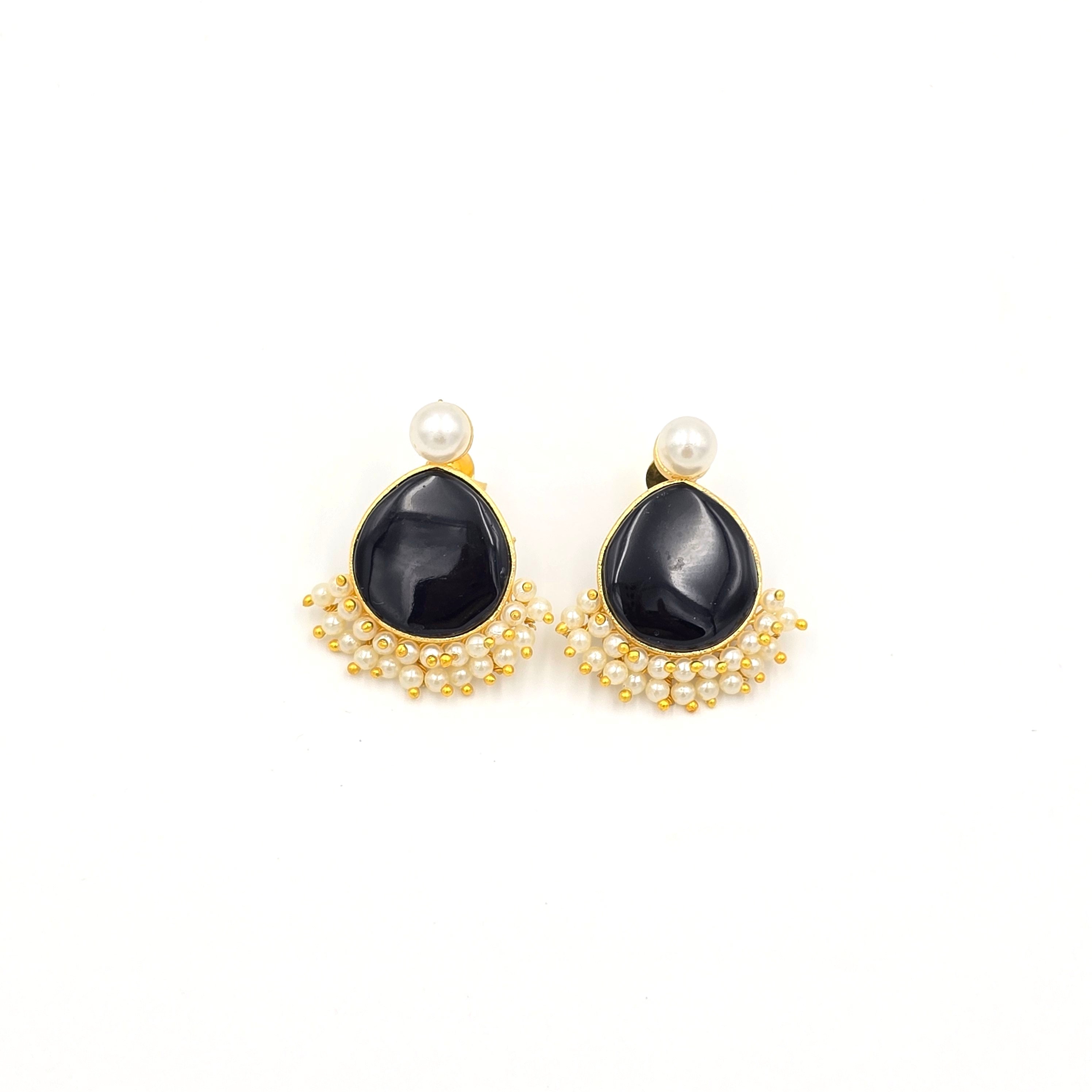 Drop Studs With Pearls