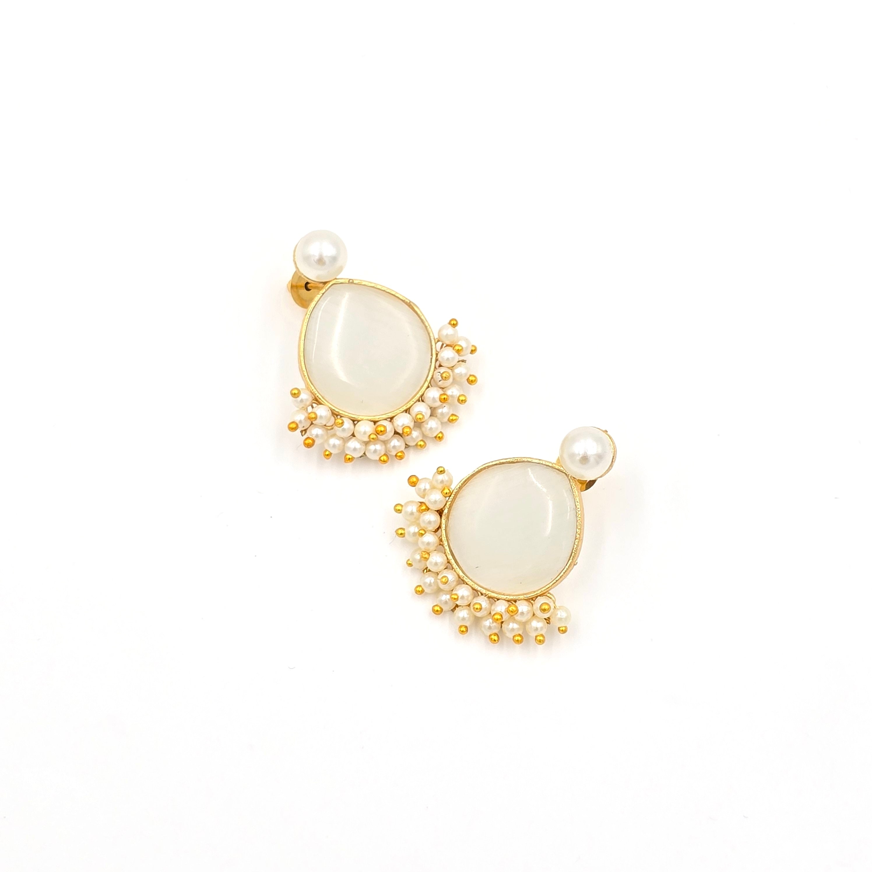 Drop Studs With Pearls