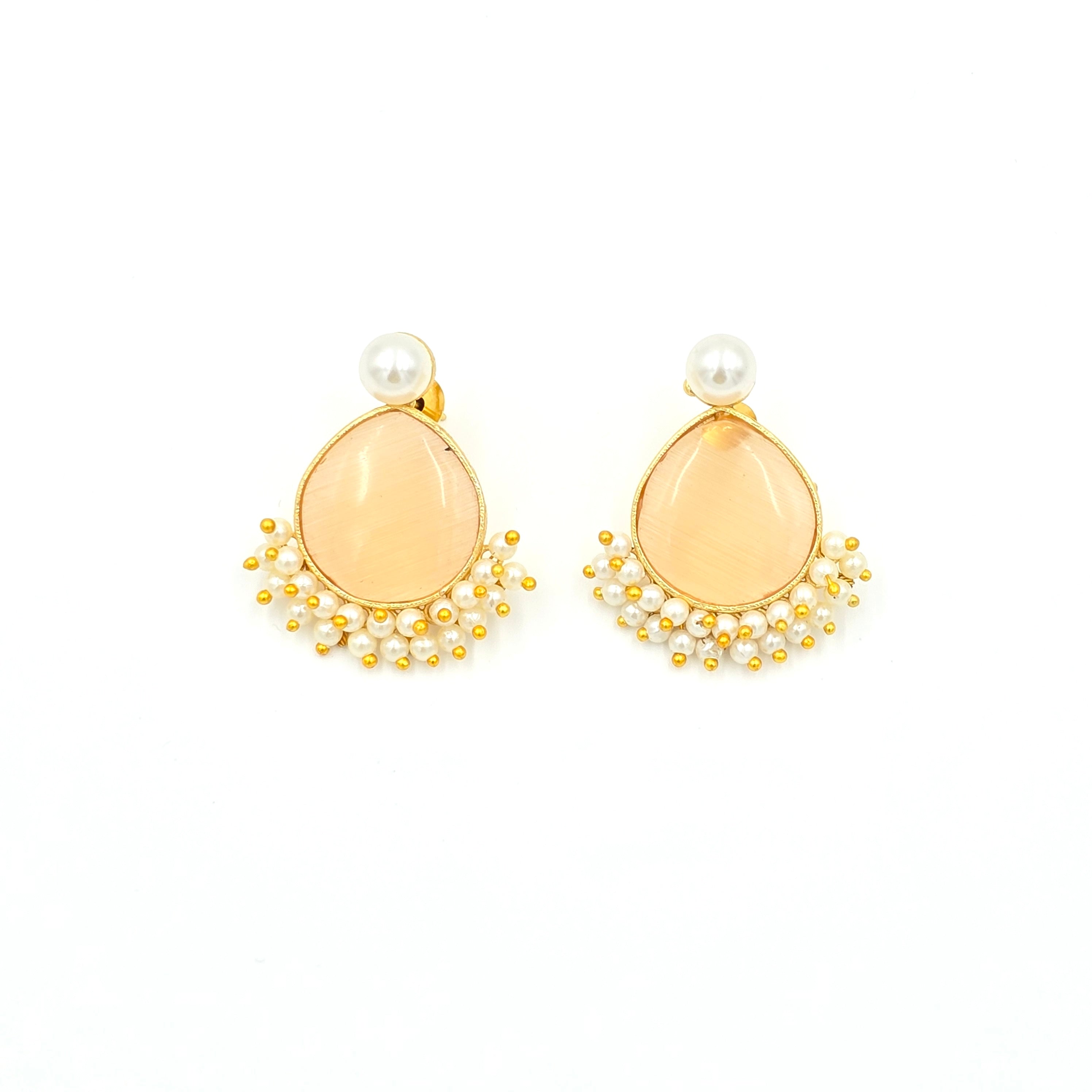 Drop Studs With Pearls
