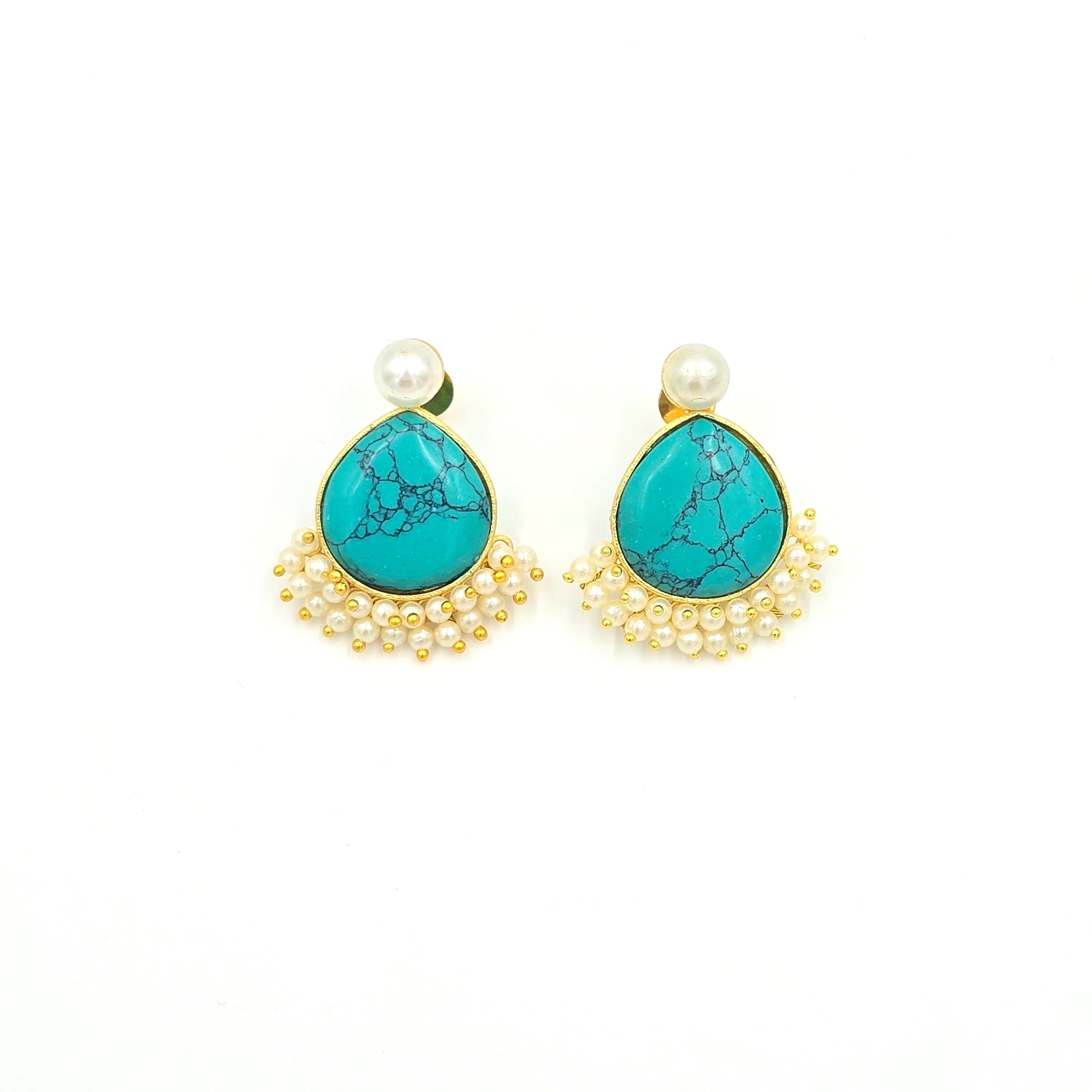 Drop Studs With Pearls