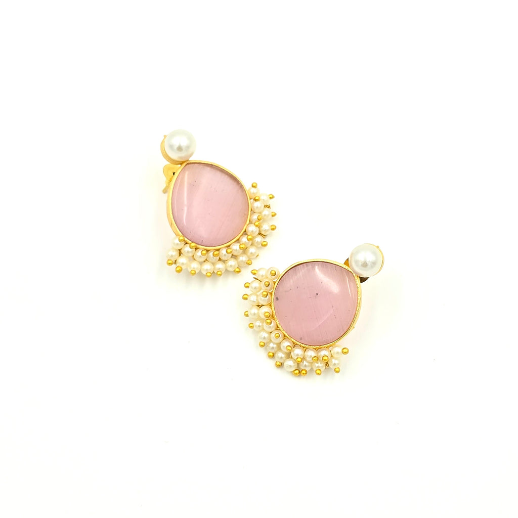 Drop Studs With Pearls