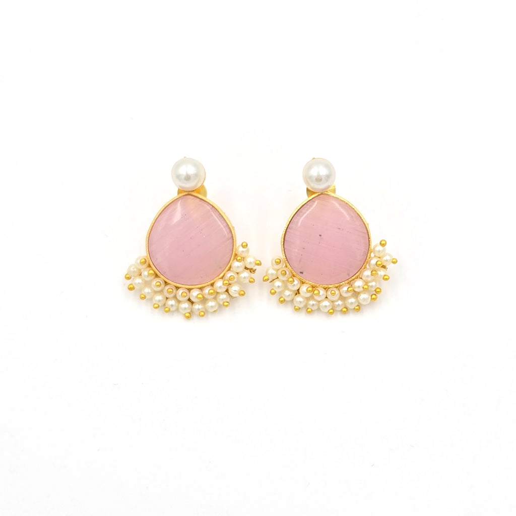 Drop Studs With Pearls