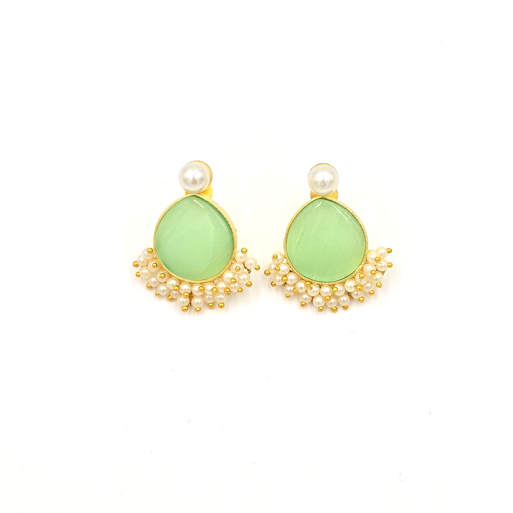 Drop Studs With Pearls