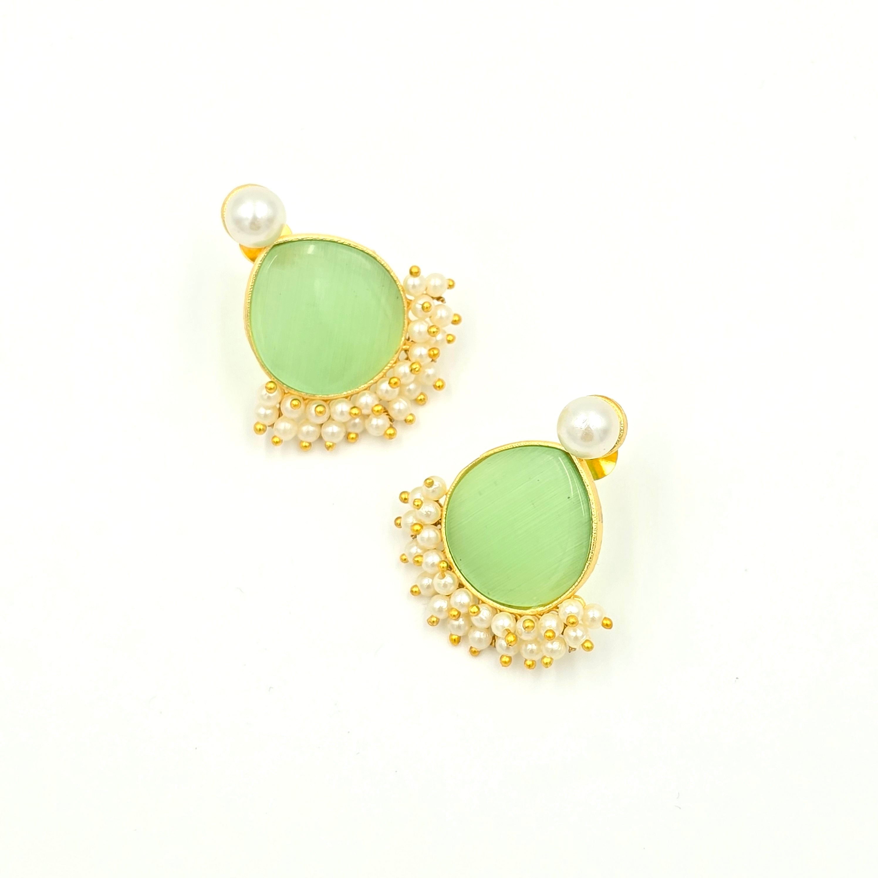 Drop Studs With Pearls