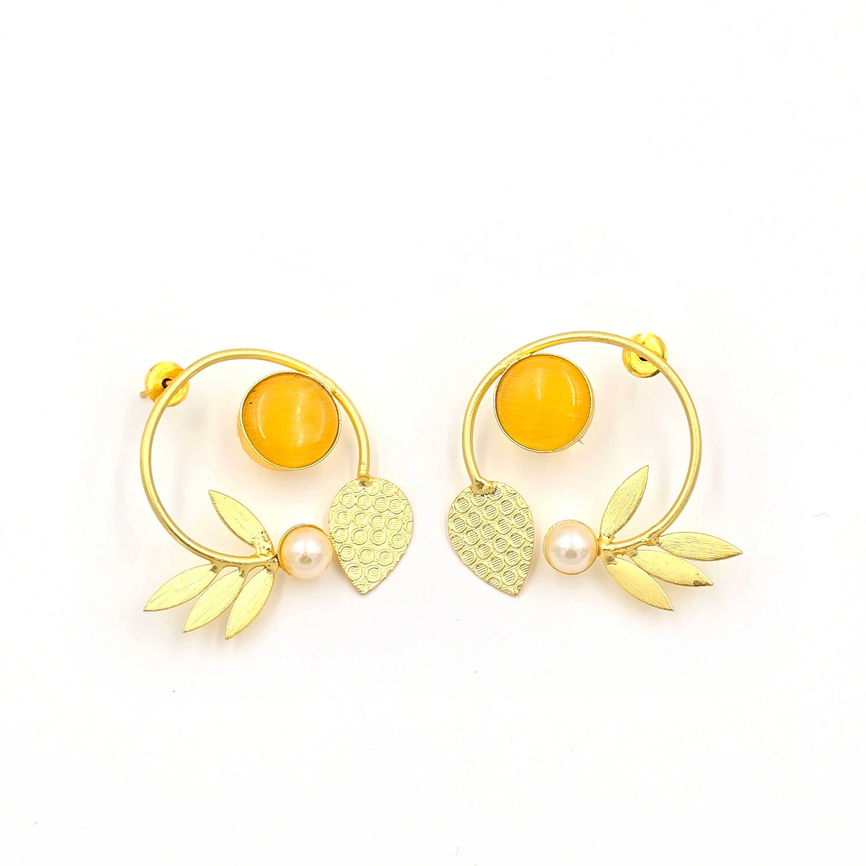 Statement Studs with leaves and Pearls