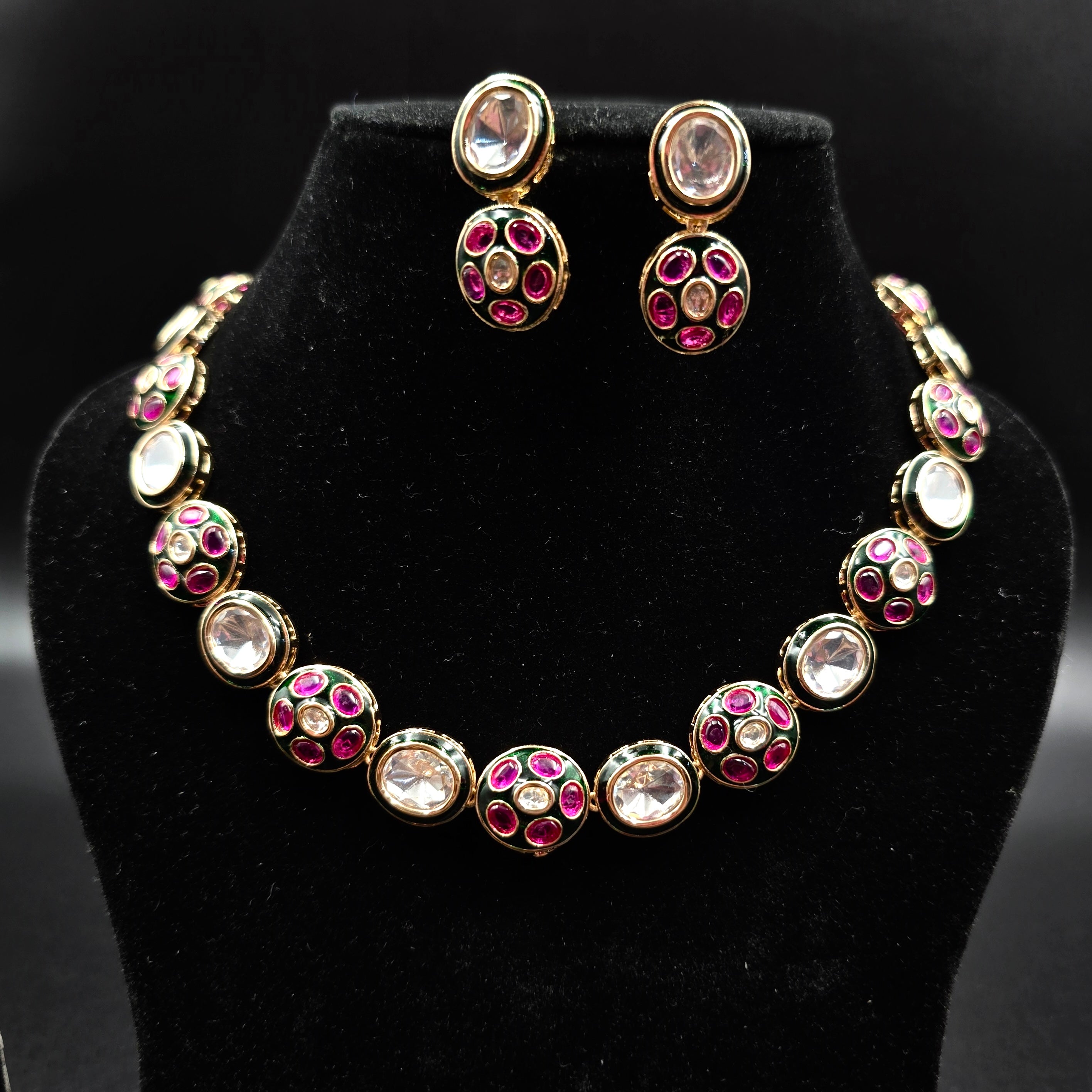 Noor-e-Kundan Choker Set