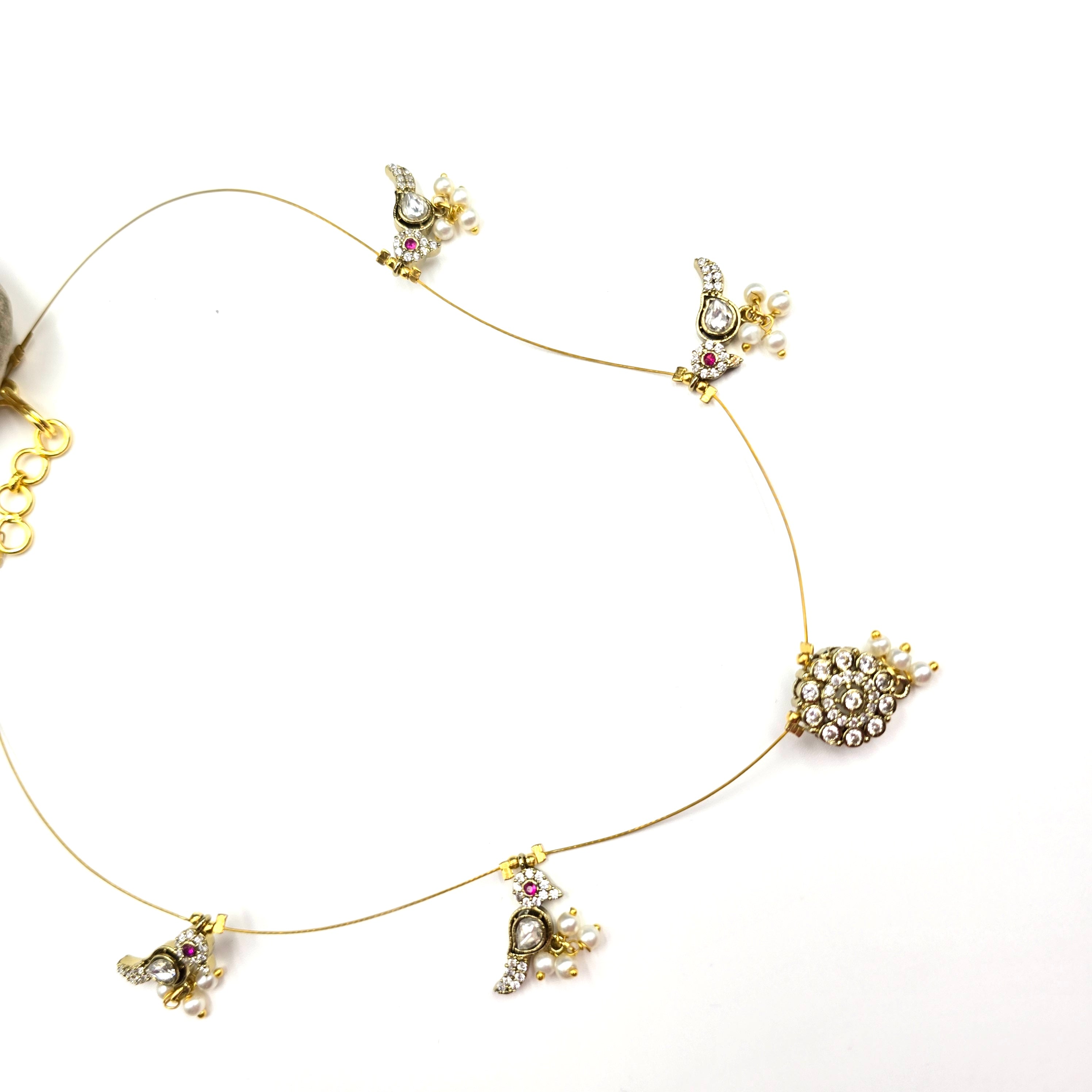 Aira Necklace