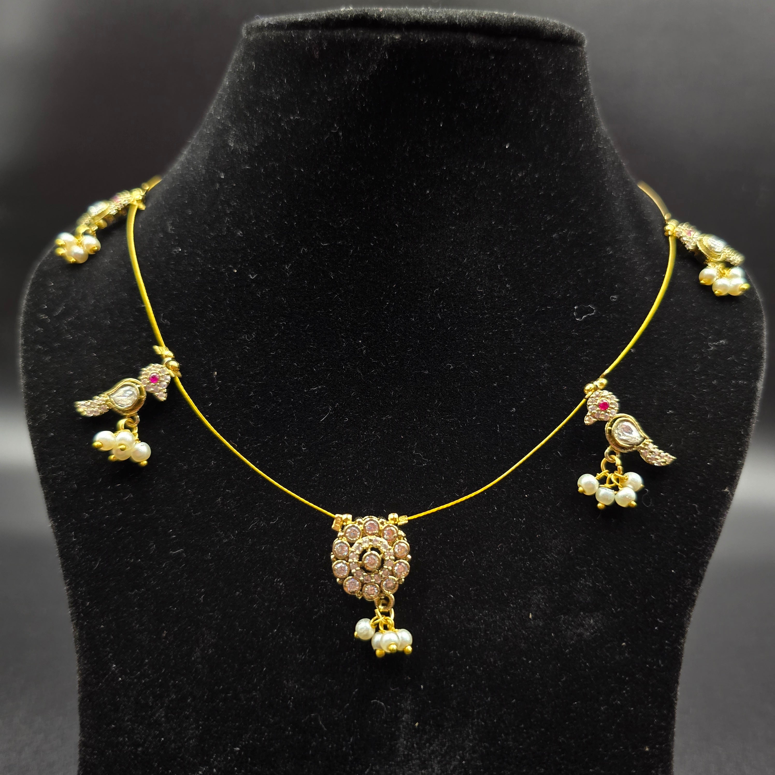 Aira Necklace