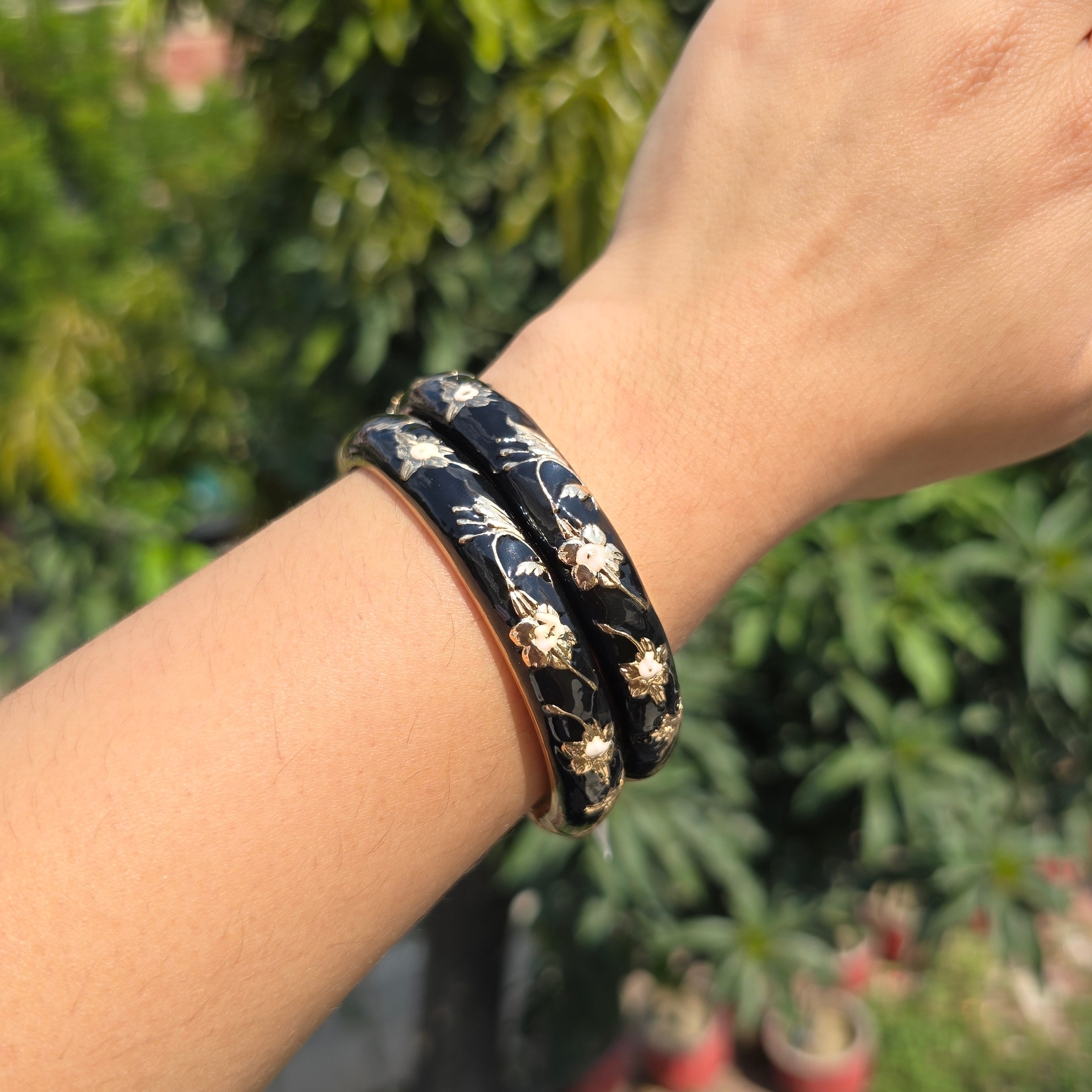 Vintage Enamel Single Bangle