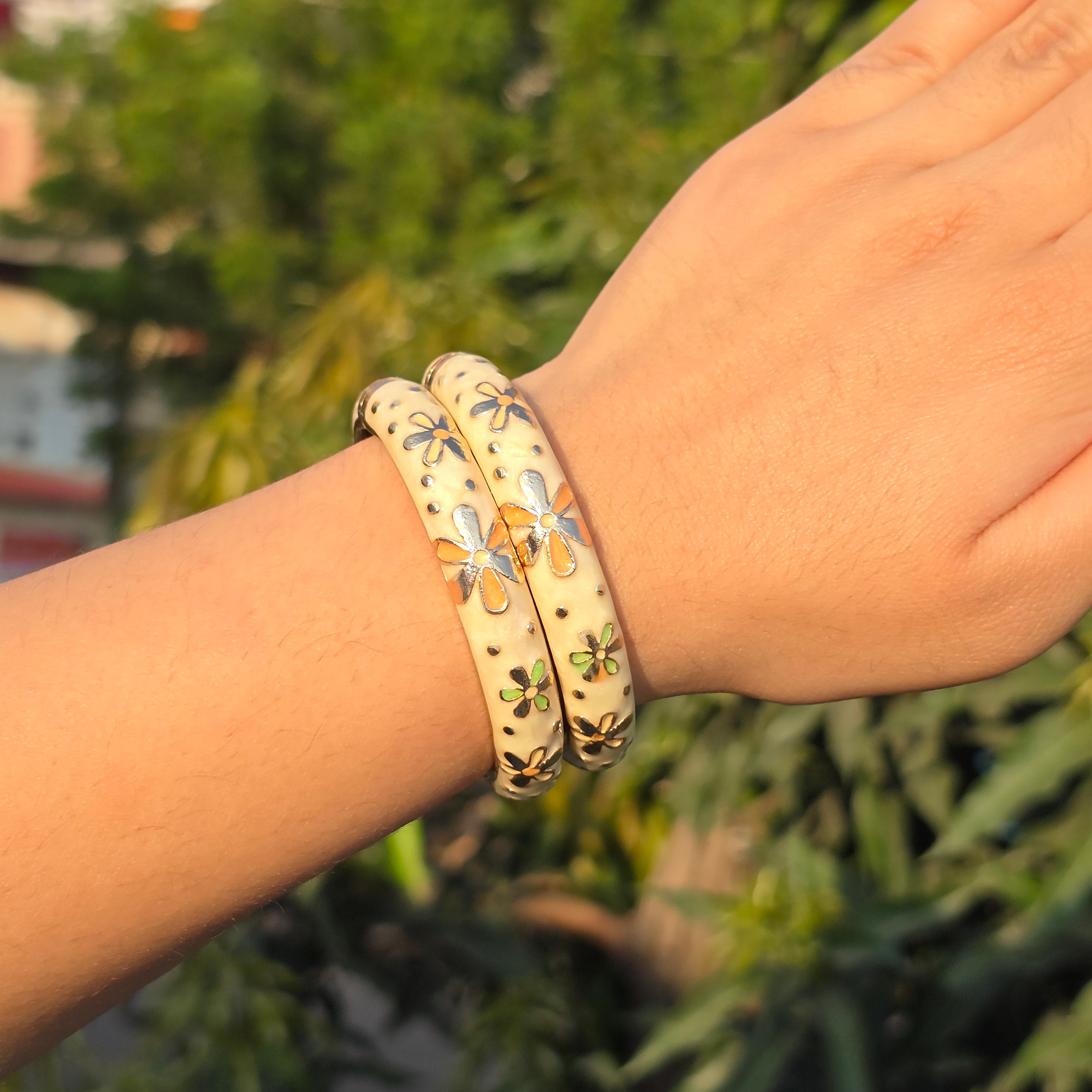 Vintage Enamel Single Bangle