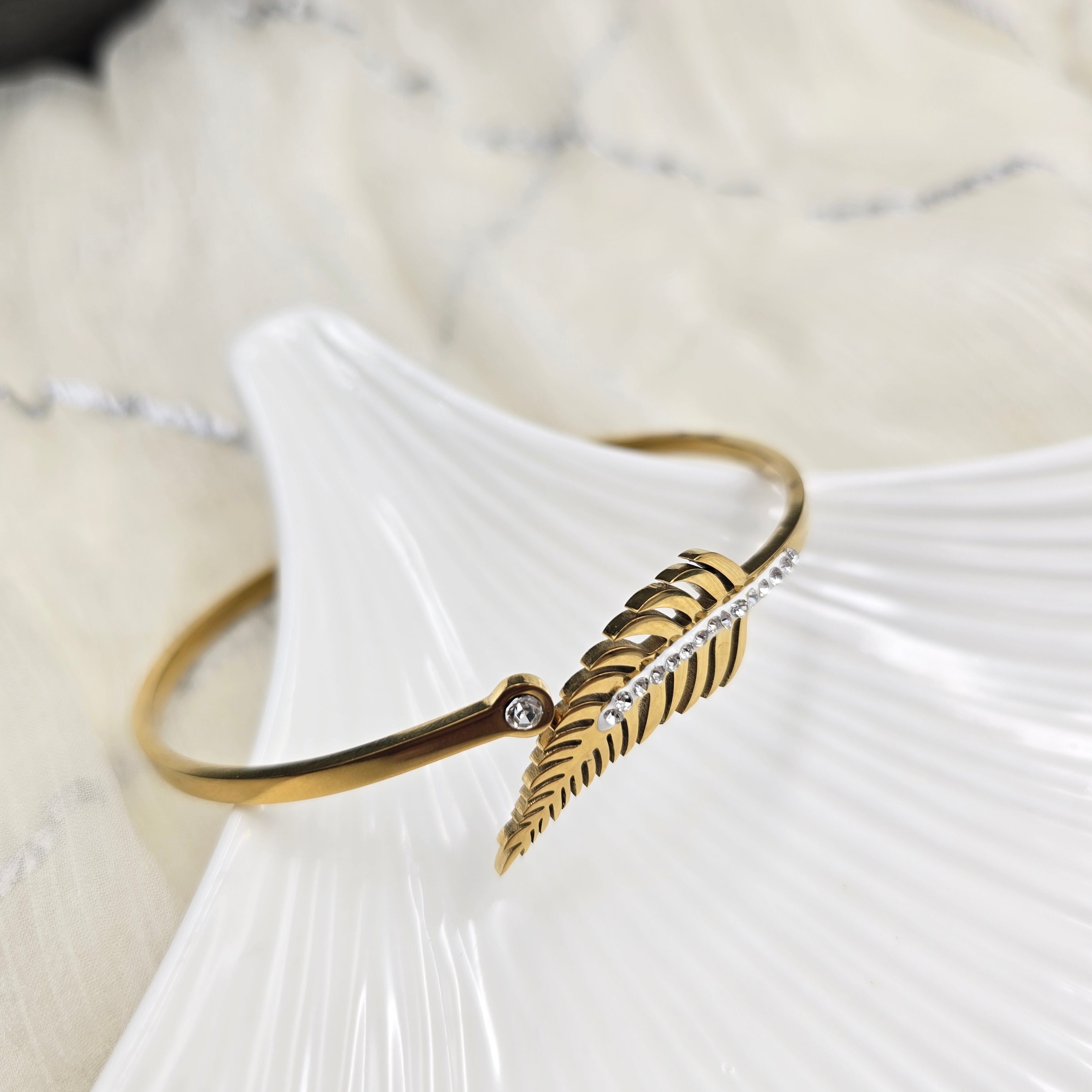 Leaf Studded Bracelet