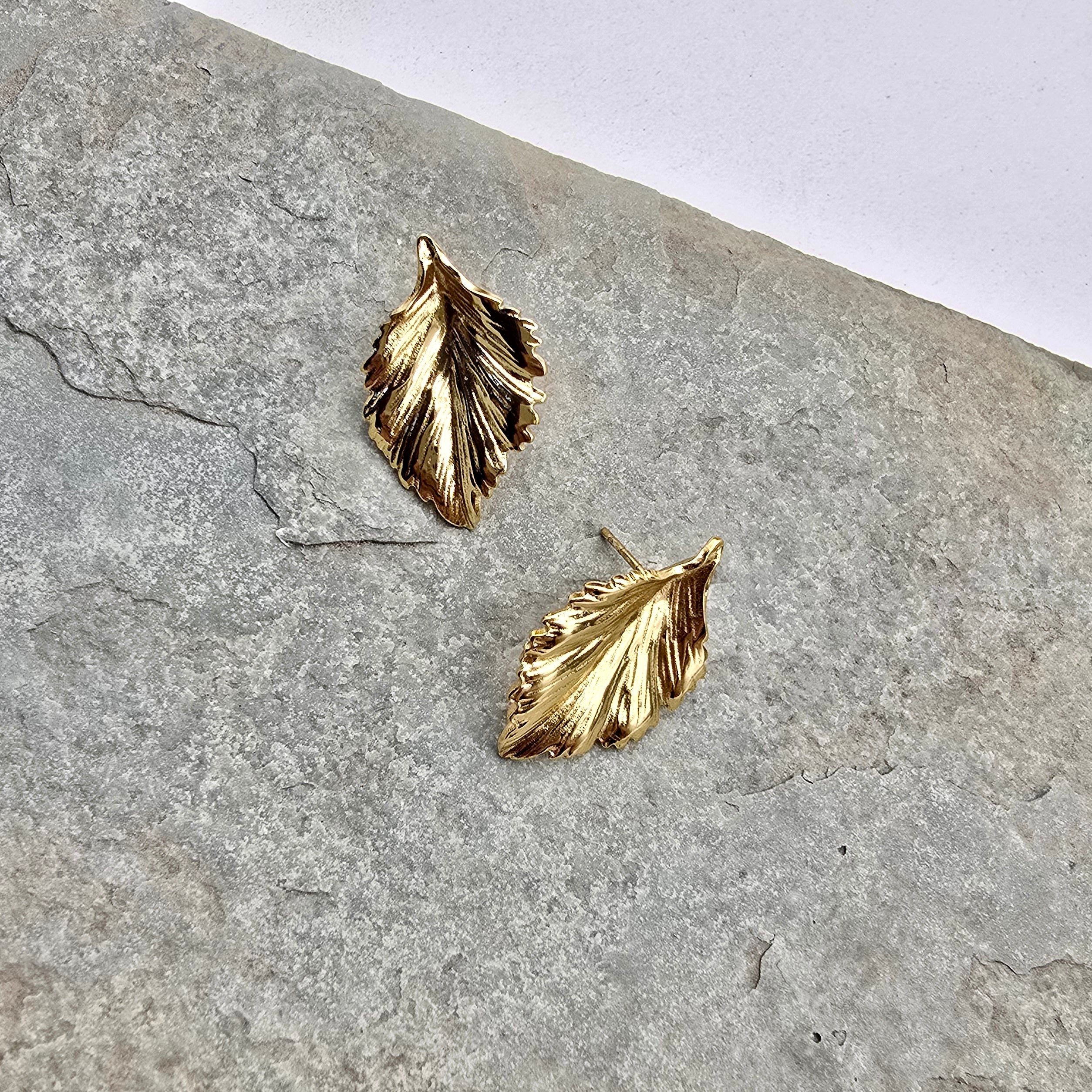 Leaf Studs