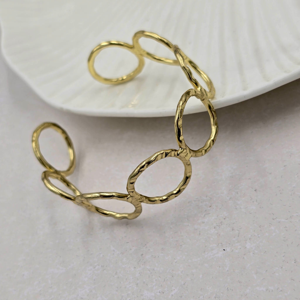 Adjacent Rings Brass Bracelet Adjustable (Anti Tarnish)