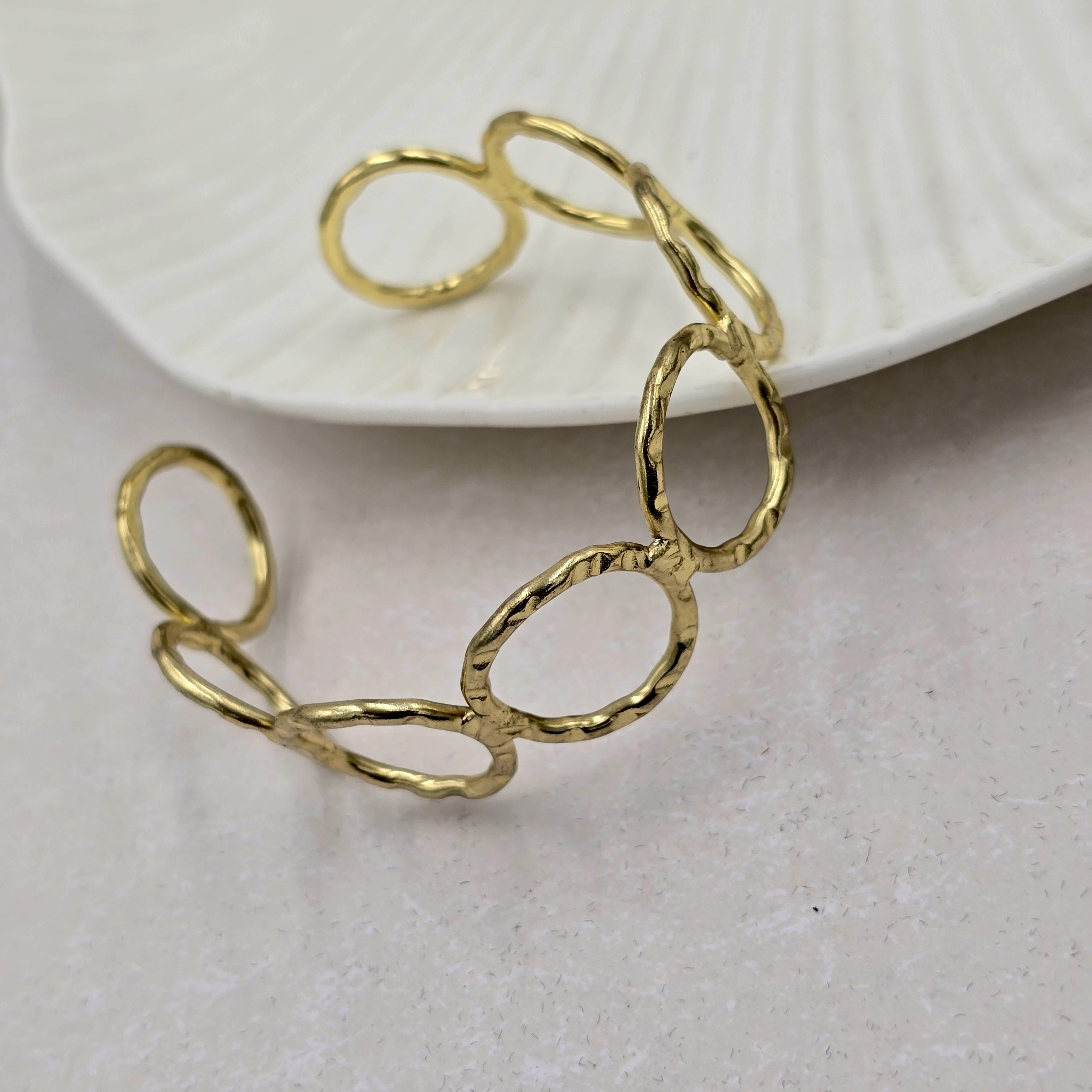 Adjacent Rings Brass Bracelet Adjustable (Anti Tarnish)