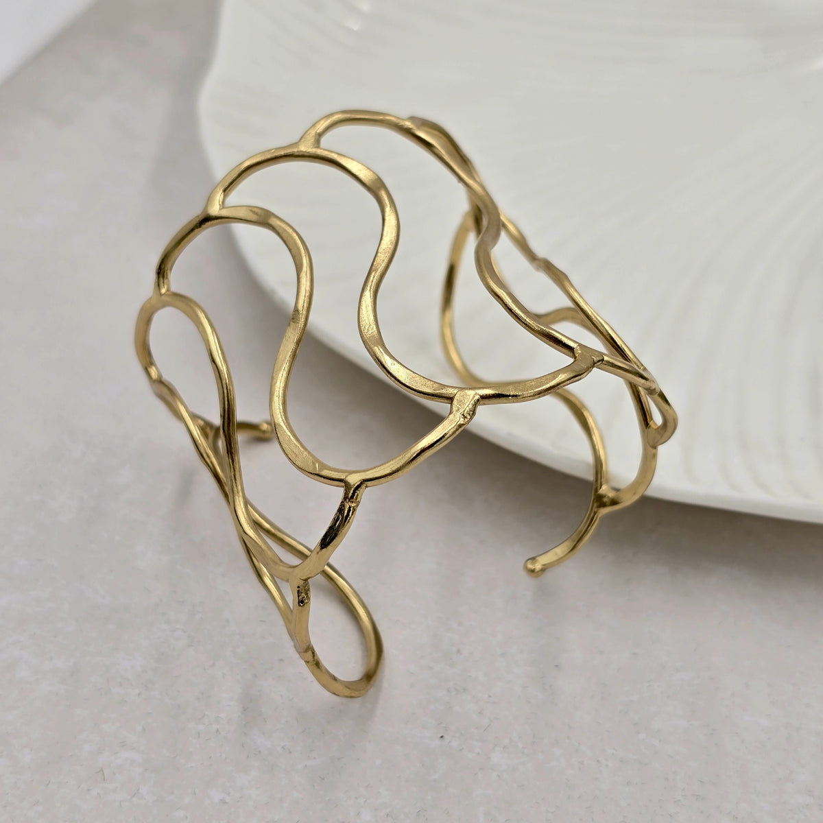 Statement Waves Brass Bracelet Adjustable (Anti Tarnish)