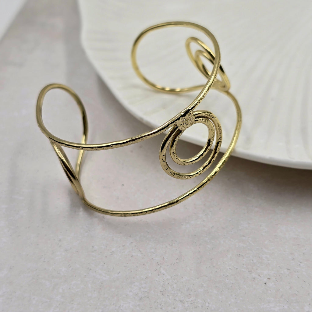 Linked Loop Brass Bracelet Adjustable (Anti Tarnish)