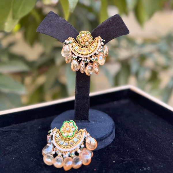 Chand Pushp Stud Earrings