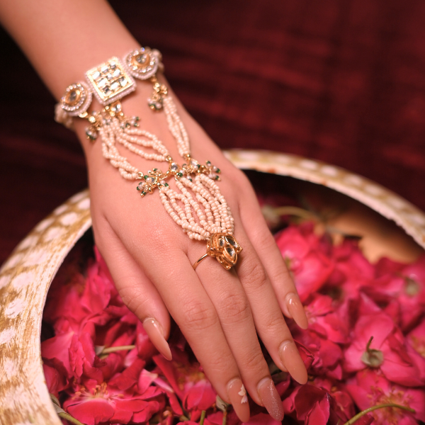 Rajsi Haathphool