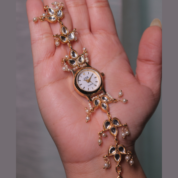 Saanjh Kundan Watch