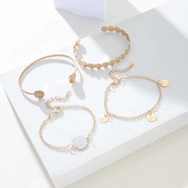 Minimal Bracelets Stack