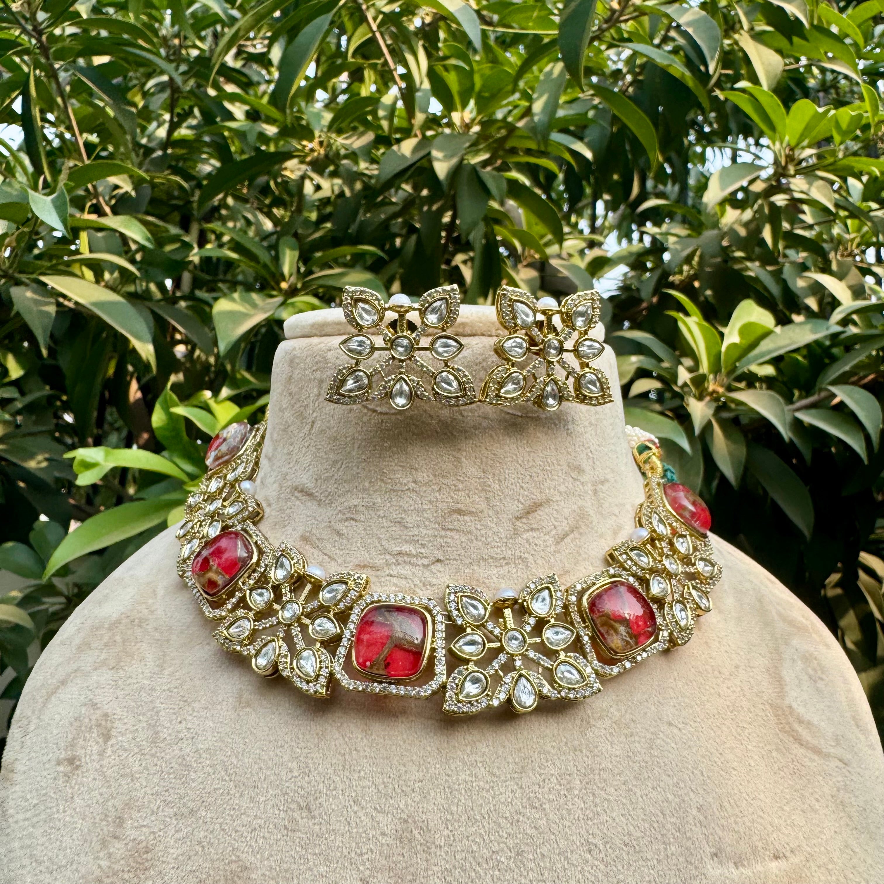 Regal Necklace Set - Red
