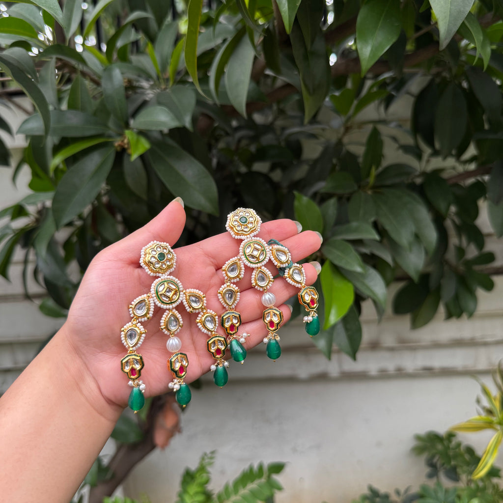 Sitara Sunehri Chandbalis