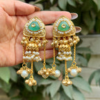 Aavi Jhumka