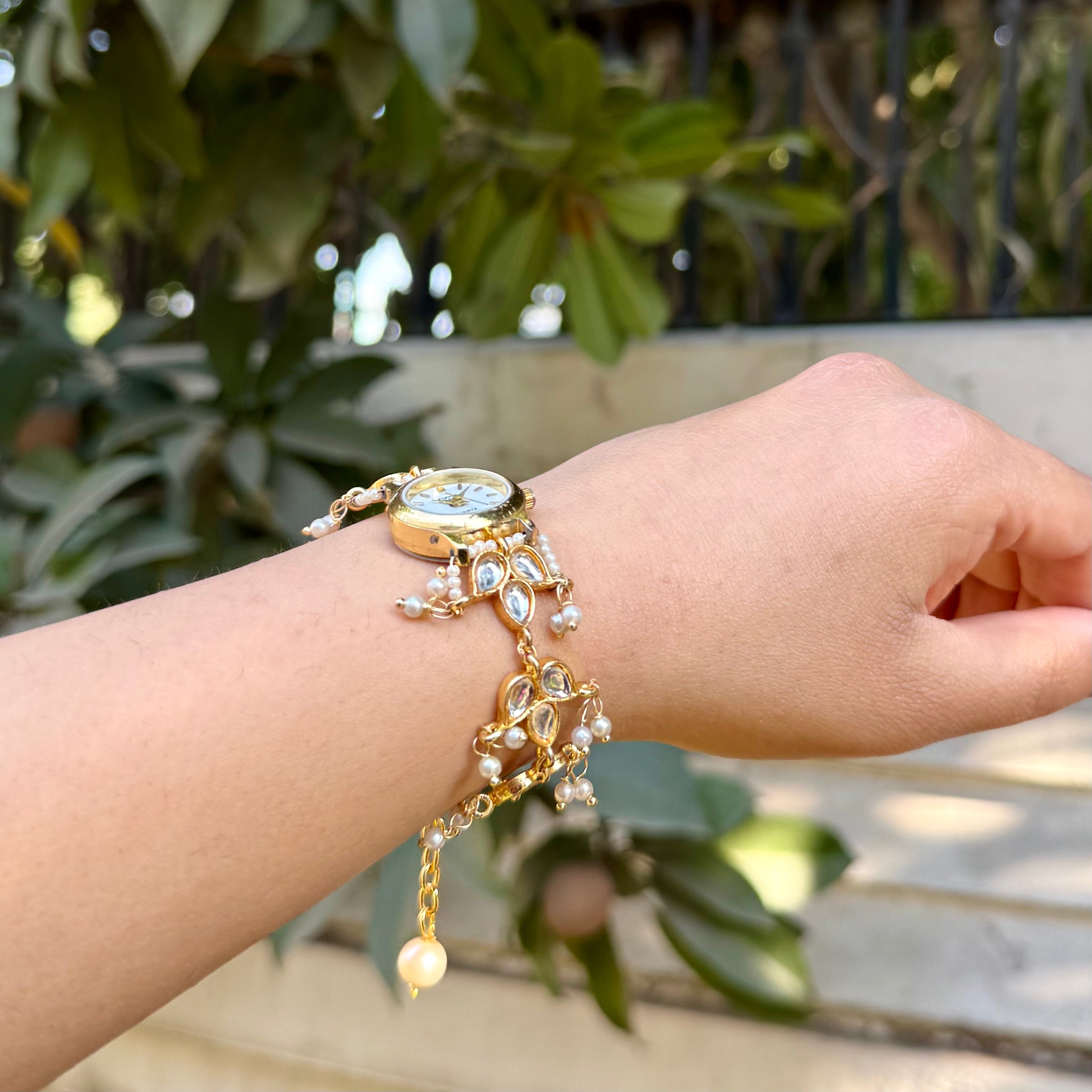 Saanjh Kundan Watch
