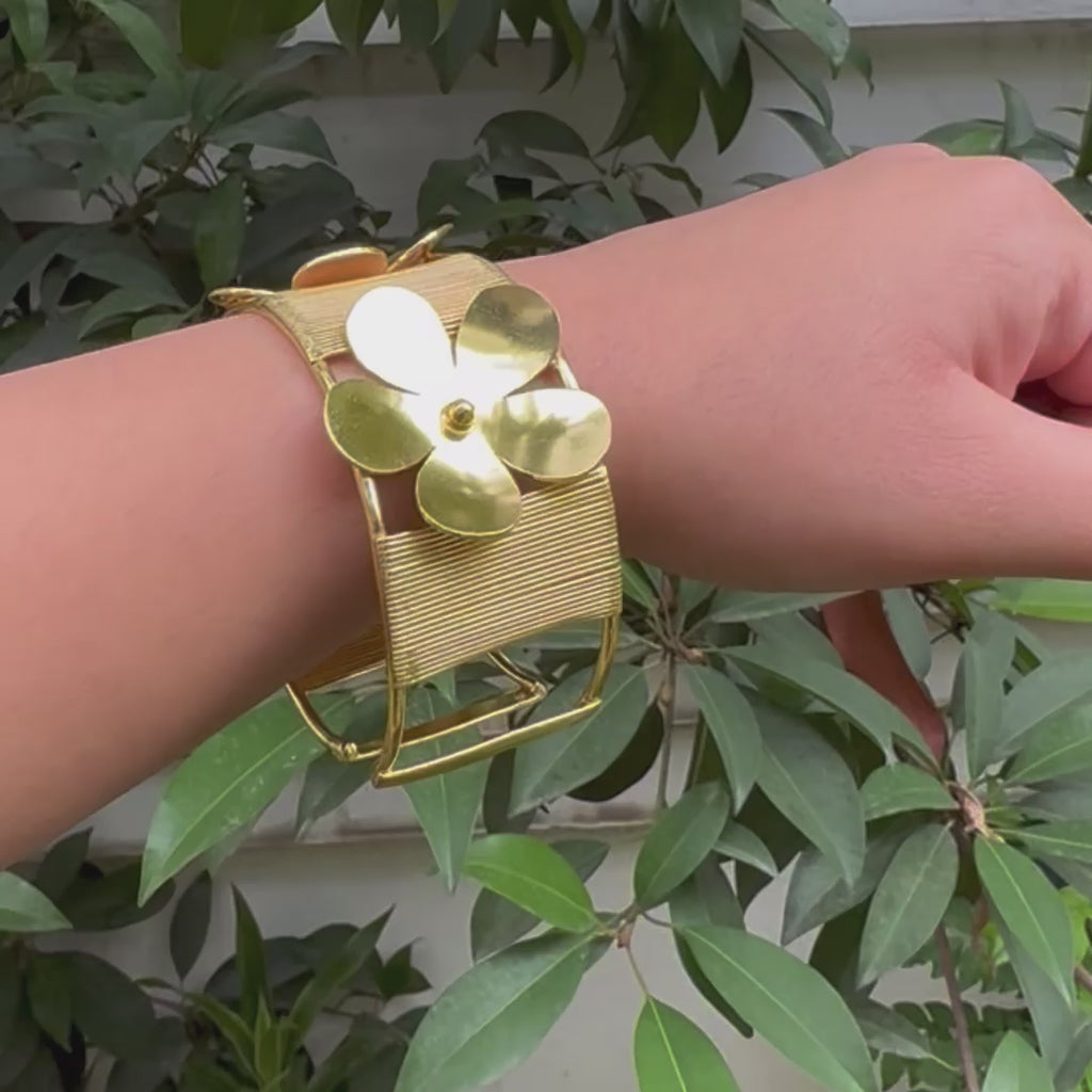 Gold Flower Studded Bracelet